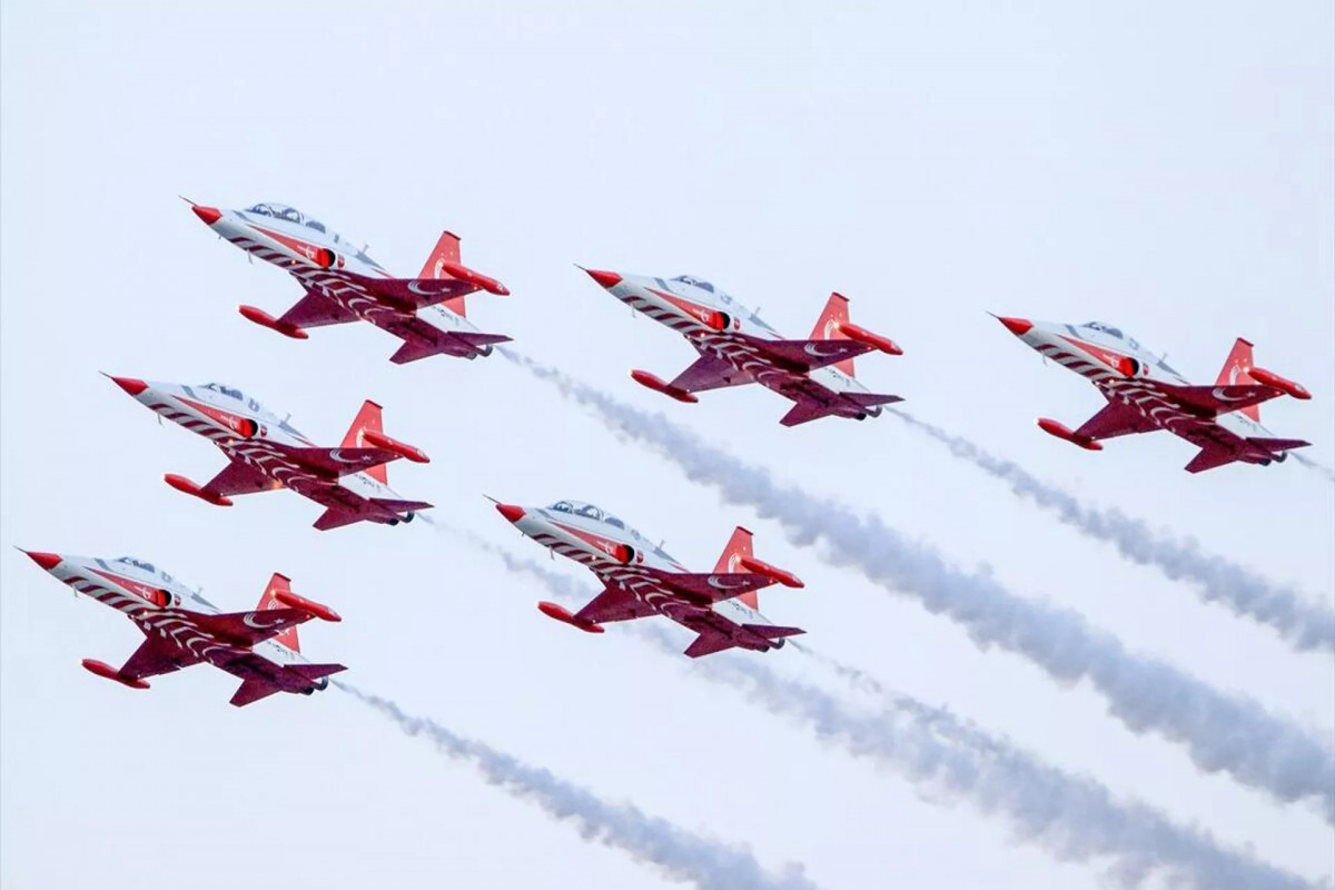 “Türk Ulduzları” aviasiya qrupuna daxil olan təyyarə qəzaya uğrayıb